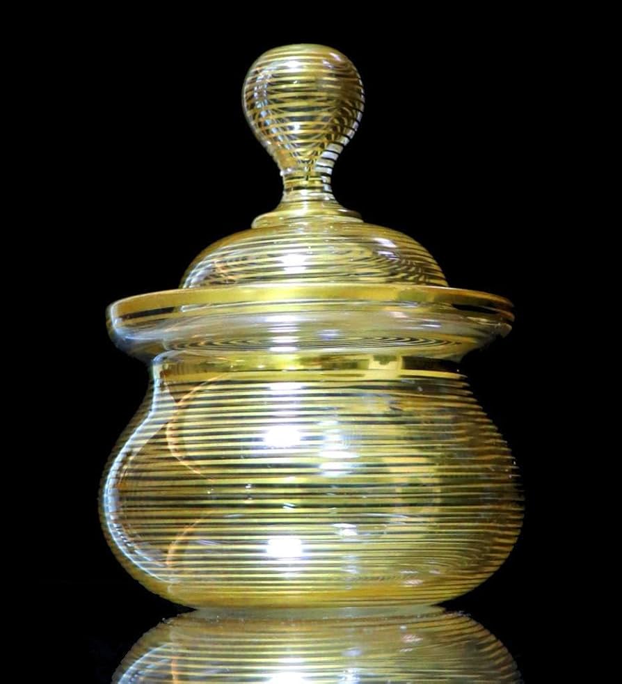 オールド・バカラ 1900年頃 盛り上げ金彩 蓋物 地模様 小物入れ ケース オールド・バカラ 1900年頃 盛り上げ金彩 蓋物 地模様 小物入れ ケース